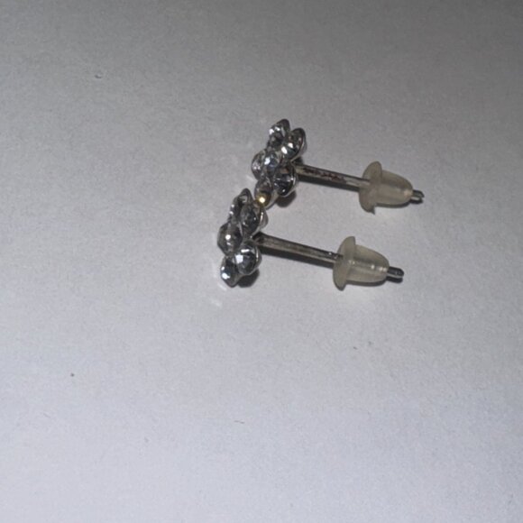 7mm Clear Flower Cz And Sterling Post Earrings - Picture 4 of 8